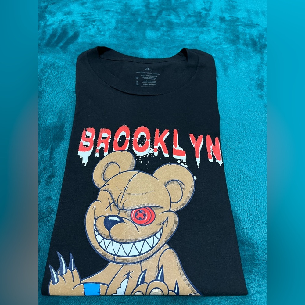 NWOT Brooklyn Black Graphic T-Shirt